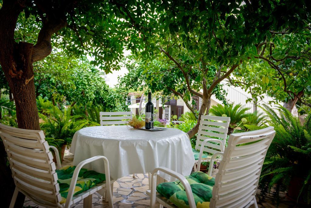 Garden Leilighet